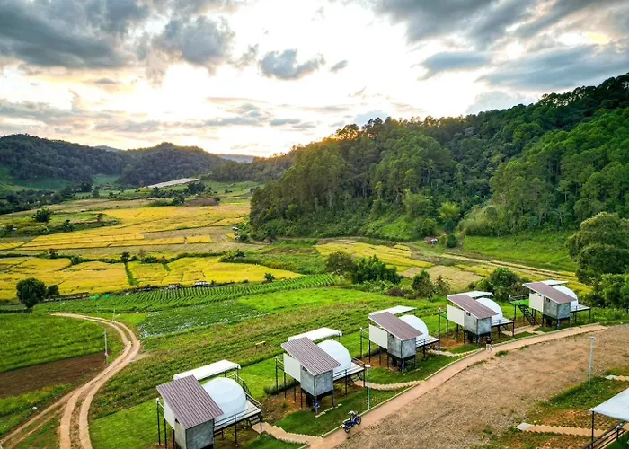 สวนไร่รุ่งอรุณ Suan Rai Rungarun